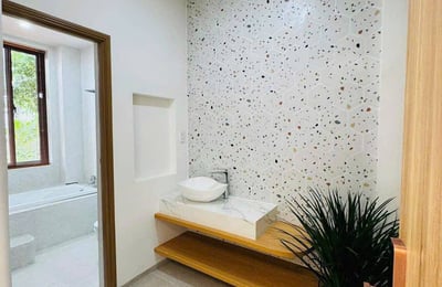 Miete eines 3-stöckigen Hauses in Strandnähe im Stadtteil Hoa Minh, Da Nang, Vietnam